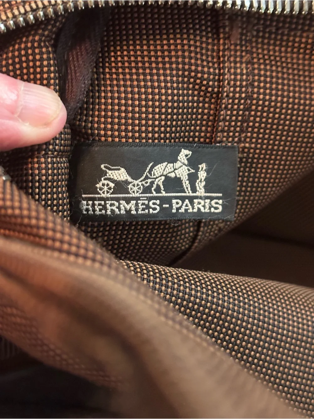 Rare Authentic Hermès Herline MM Zippered Canvas Tote Bag - Brown/Brick Red